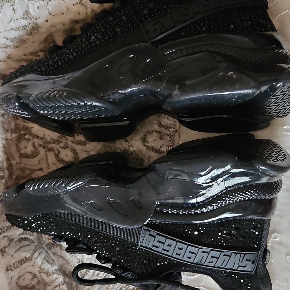 Steve Madden Black Rhinestones Sneakers - SIZE 5.5 - Picture 6 of 11